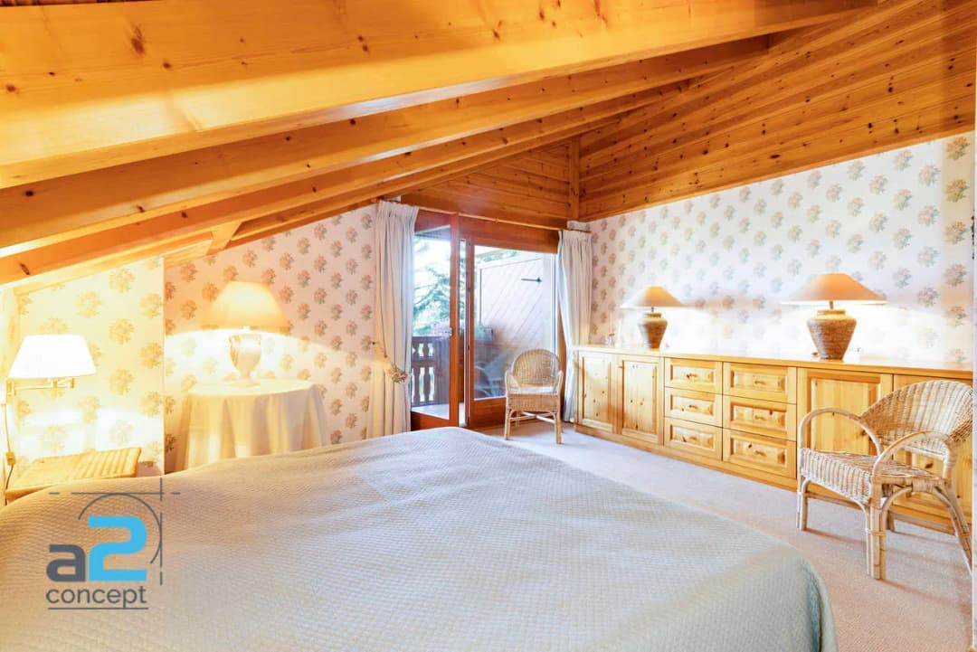 1657 – Apparetement 5.5 pièces – 3000 CHF – 172 m²