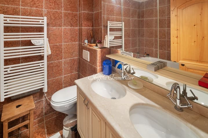 2063 – Appartement 2 pièces – 1050000CHF – 86m²