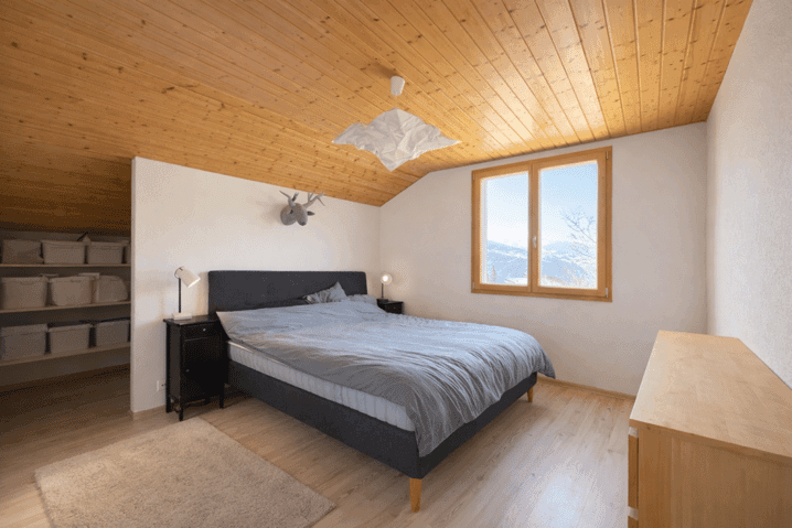 2046 – Maison 5.5 pièces – 895000 CHF – 255 m²