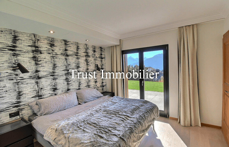 1690 – Appartement 5,5 pièces – 9500CHF – 130m²