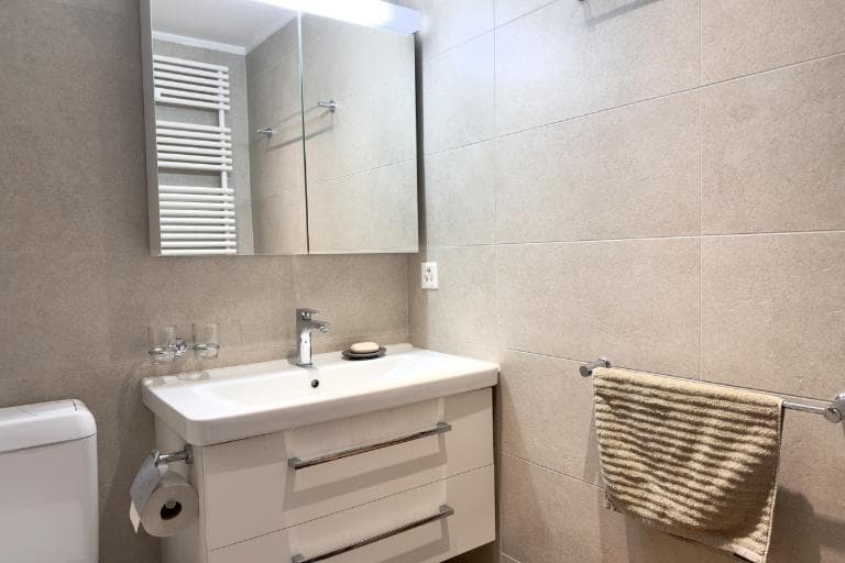 1711 – Appartement 4 pièces – 2450CHF – 114m²