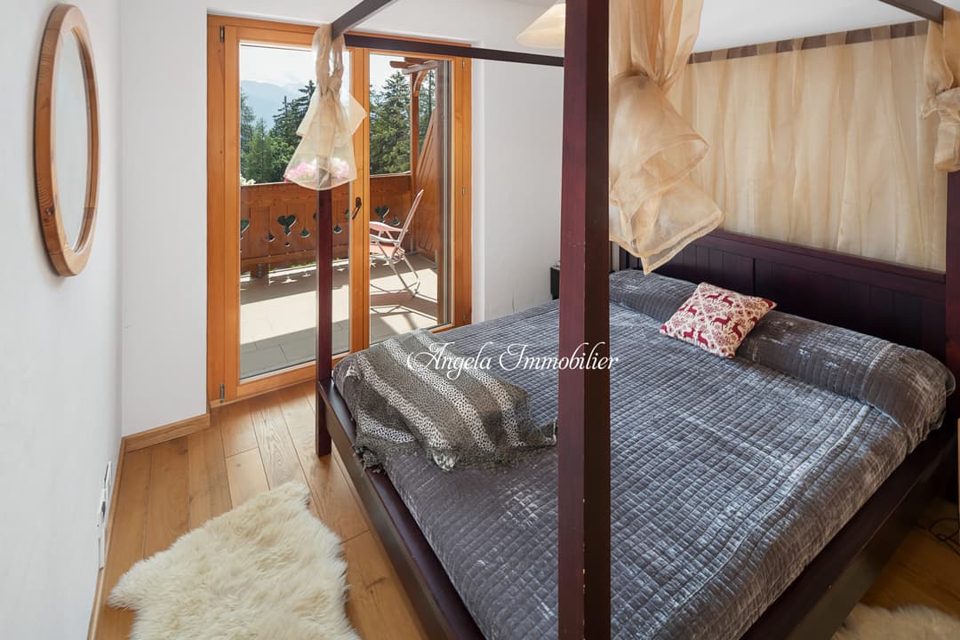 1733 – Appartement 36.5 pièces – 2800 CHF