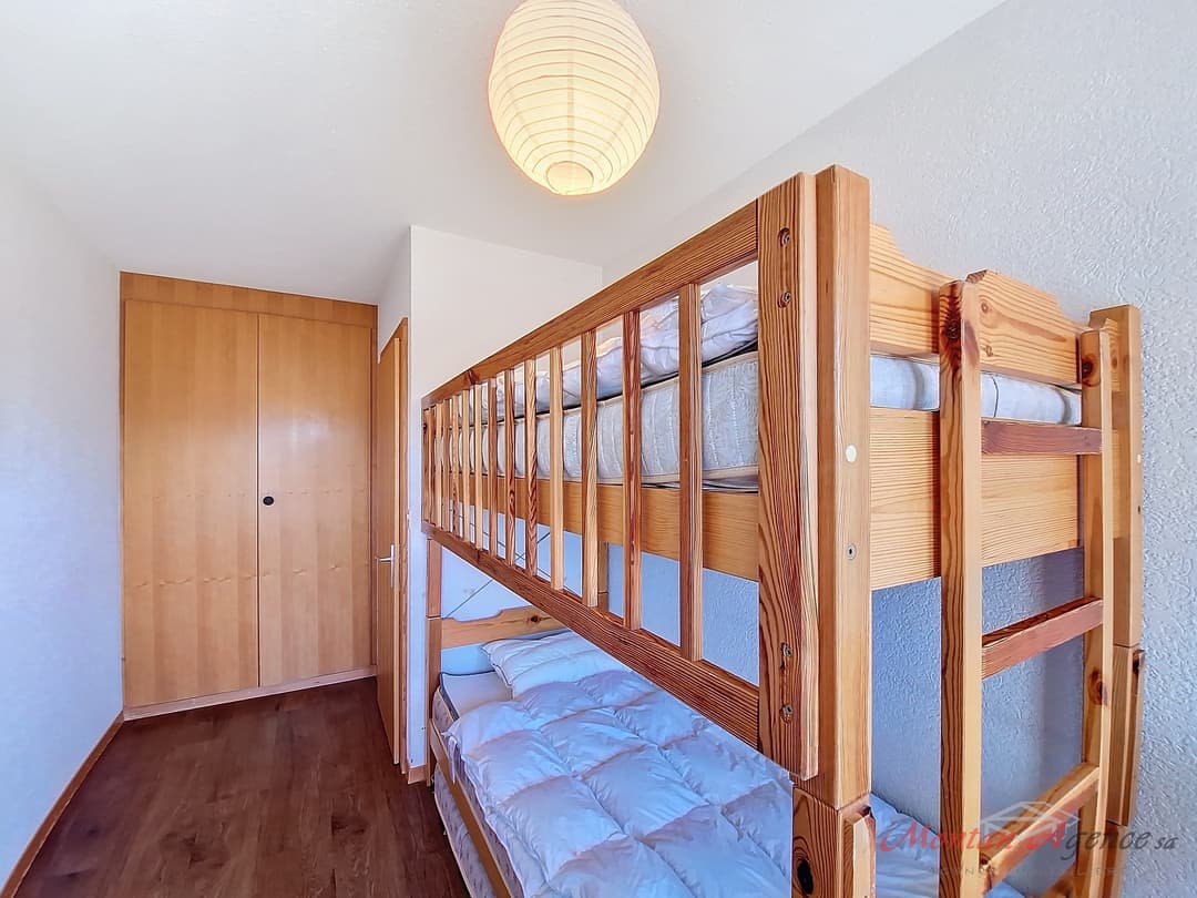 1699 – Appartement 4 pièces – 1606.95CHF