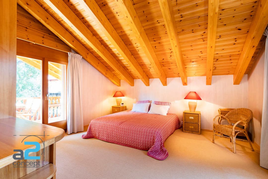 1657 – Apparetement 5.5 pièces – 3000 CHF – 172 m²