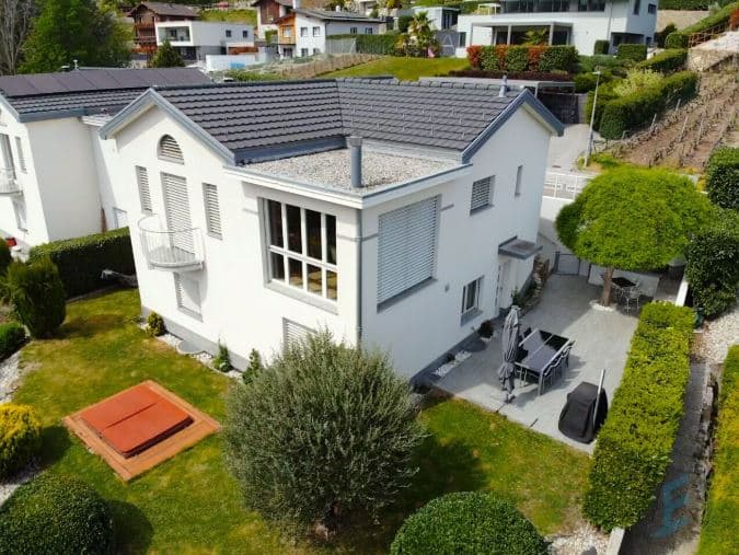 2153 – Maison 5,5 pièces – 1075000CHF – 184m²