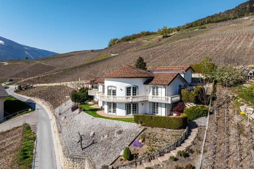 2200 – Maison 7 pièces – 1580000CHF – 270m²