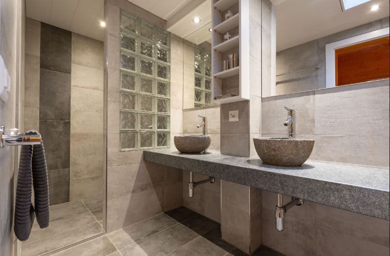 1759- Appartement 3 pièces – 1960CHF – 67m²