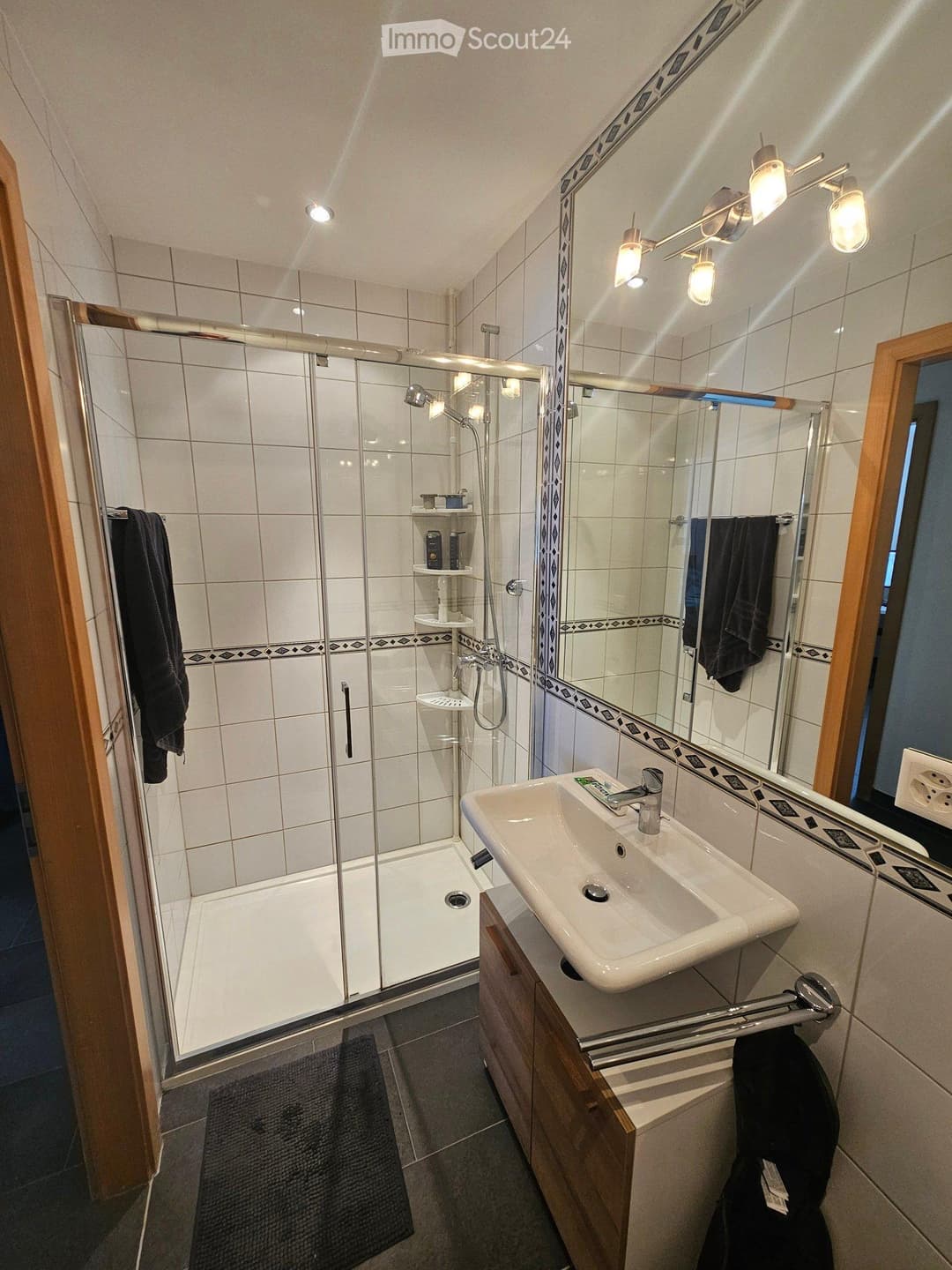 1762 – Appartement – 3.5pièces – 1900CHF – 102 m²