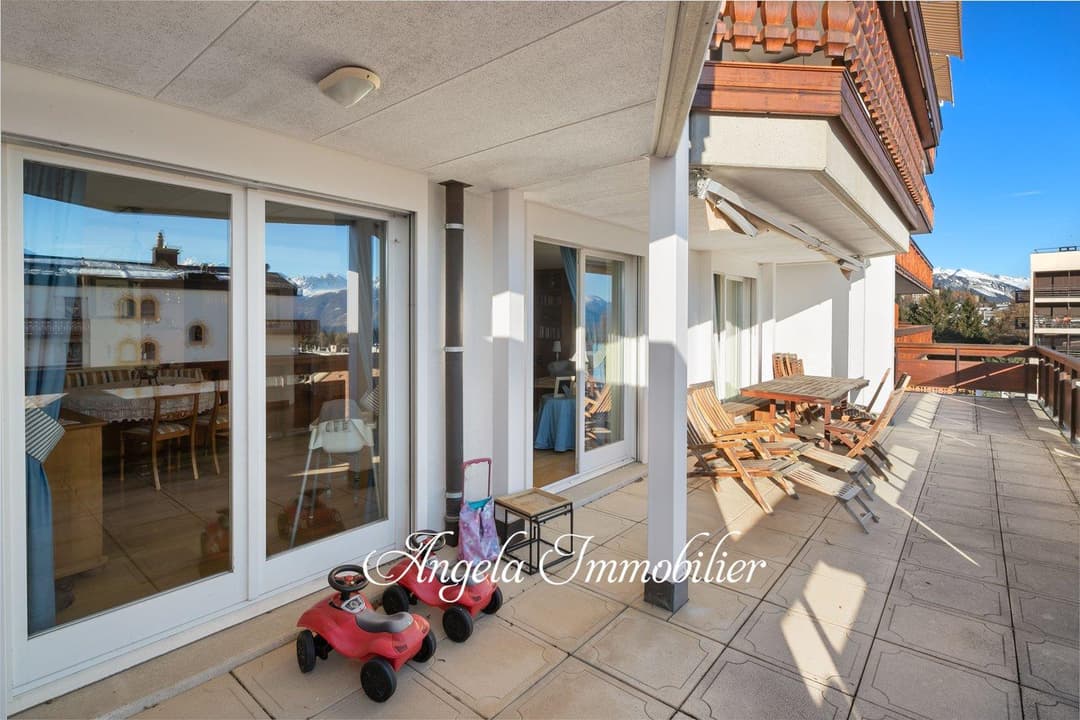 1771 – Appartement 7.5 pièces – 228 m²