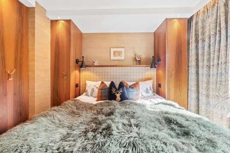 2179 – Appartement 4.5 pièces – 145 m²