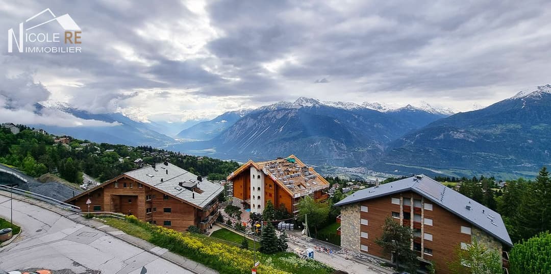 2172 – Appartement 3.5 pièces – 985000 CHF – 96 m²