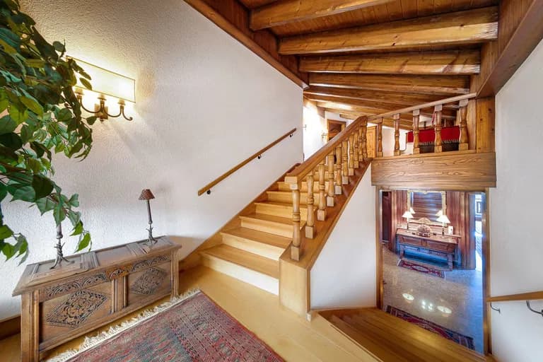 2198 – Appartement – 5.5pièces -5000000CHF – 206 m²