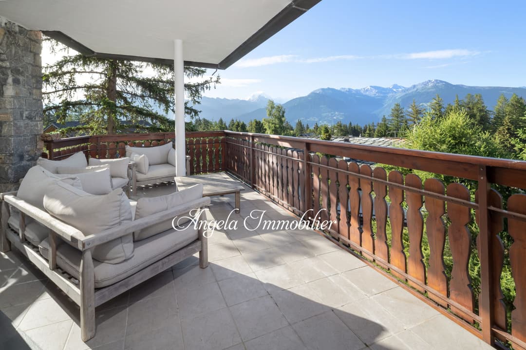 1768 – Appartement – 200m²