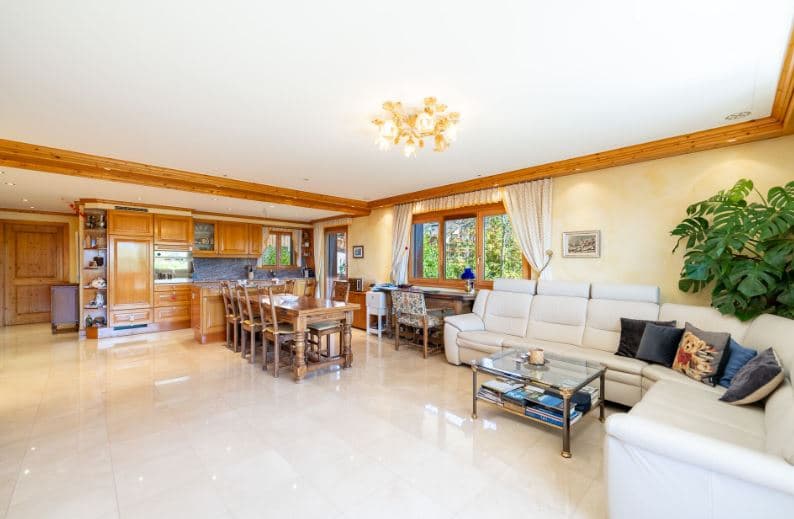 2136 – Appartement 4,5 pièces – 1990000CHF