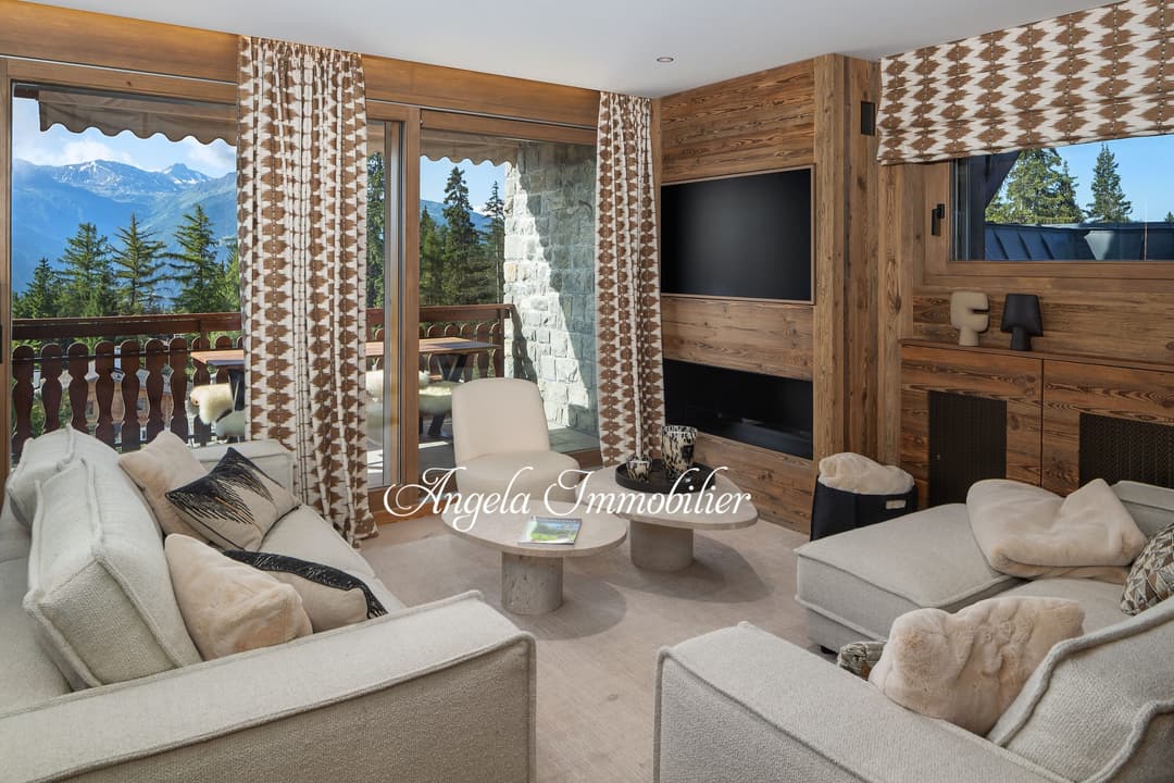 1768 – Appartement – 200m²