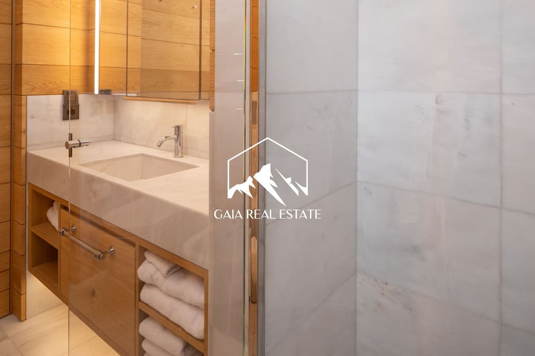 1779 – Appartement – 230 m²