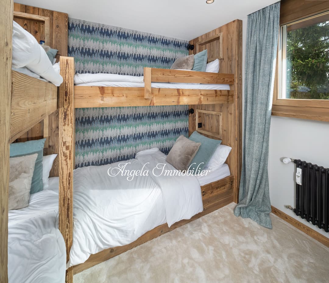 1768 – Appartement – 200m²