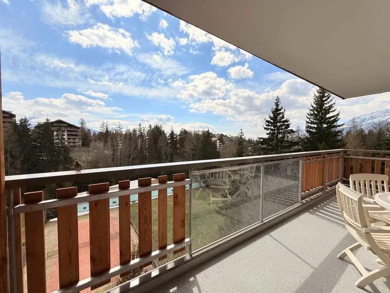 1815 – Appartement 4.5 pièces – 2700 CHF –