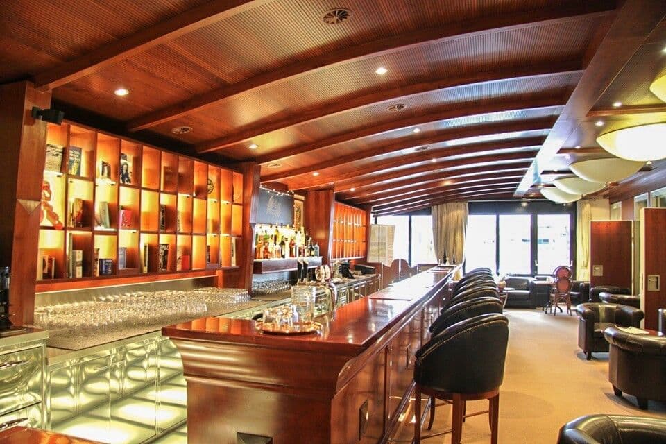 2164 – Commerce – 267 m²