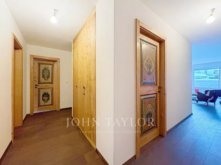 2176 – Appartement – 3.5pièces – 990000CHF – 70 m²