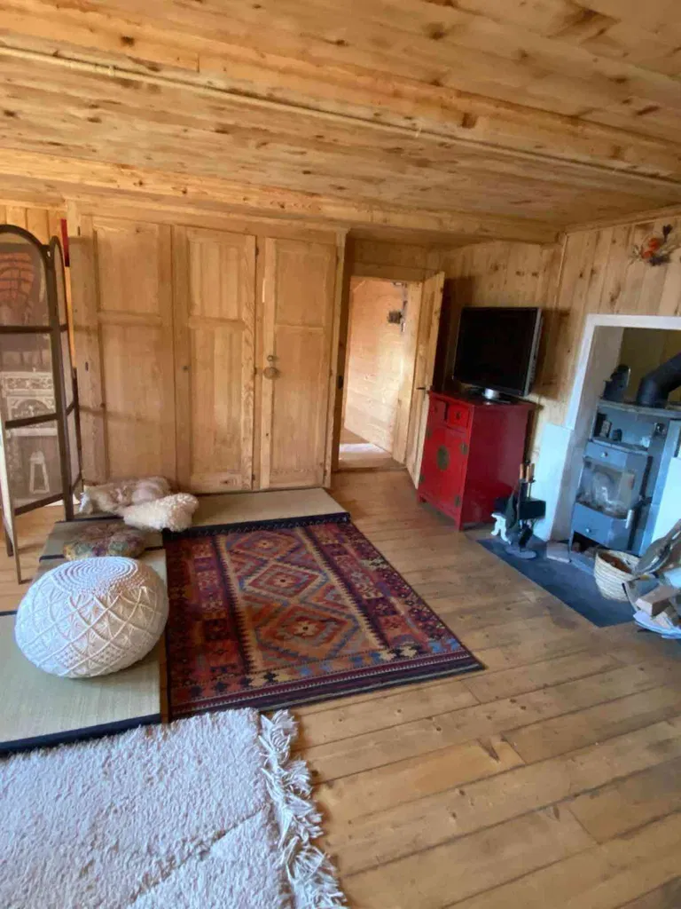 1760 – Appartement – 2.5pièces – 1300CHF – 88 m²