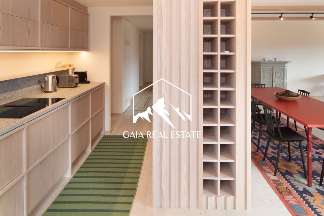 1763 – Appartement 4.5 pièces – 152 m²