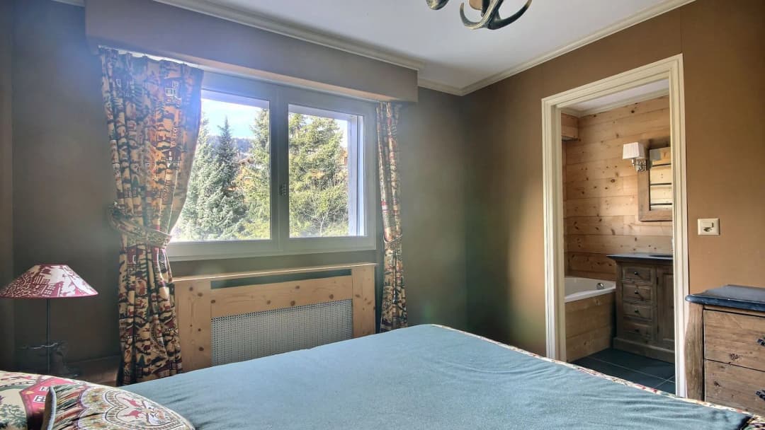 2195 – Appartement 6.5 pièces – 1950000 CHF – 275 m²