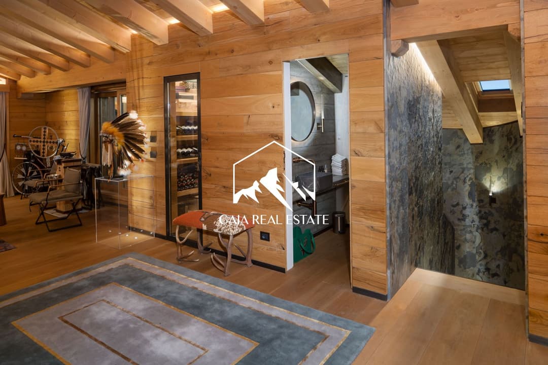 1779 – Appartement – 230 m²