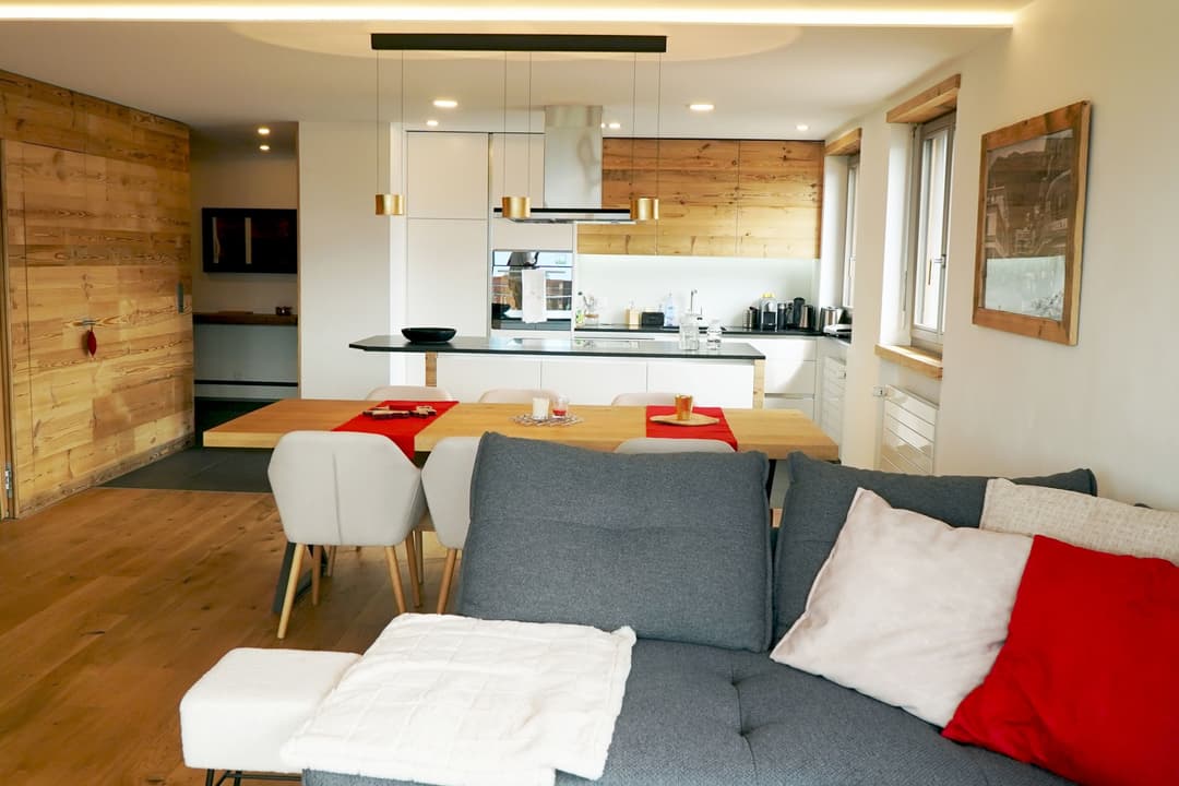 1929 – Appartement 4.5 pièces – 2898CHF – 122m²