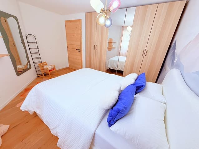 1883 – Appartement 4 pièces – 5 000CHF – 101m²