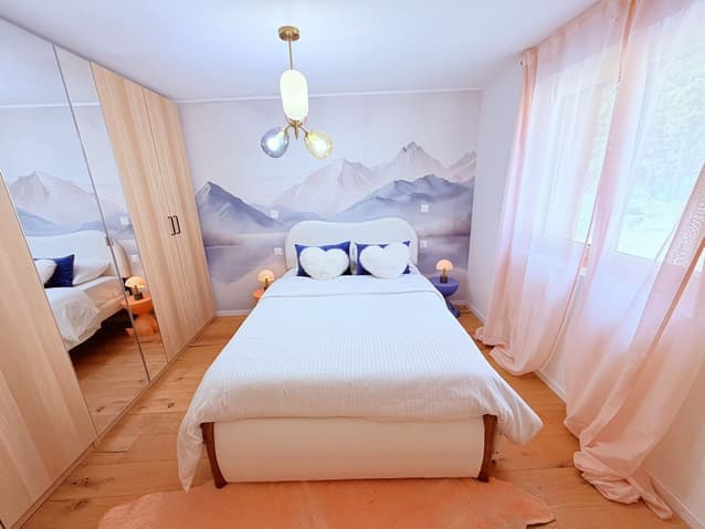 1883 – Appartement 4 pièces – 5 000CHF – 101m²