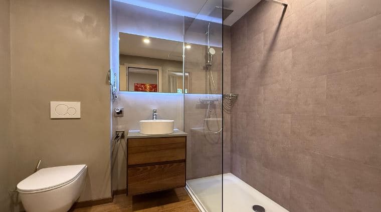 1868 – Appartement 4.5 pièces – 10000CHF – 130m²