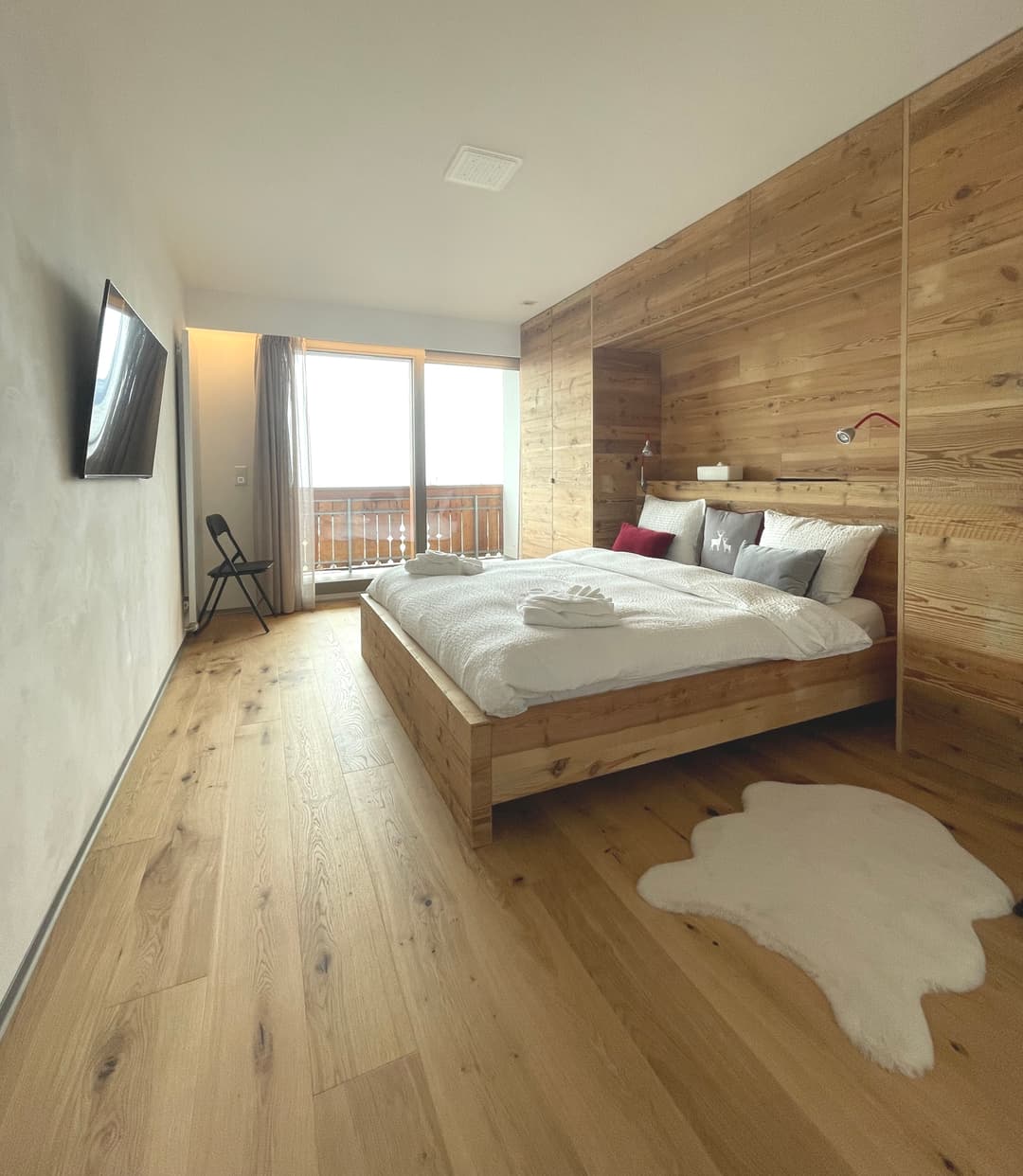 1929 – Appartement 4.5 pièces – 2898CHF – 122m²