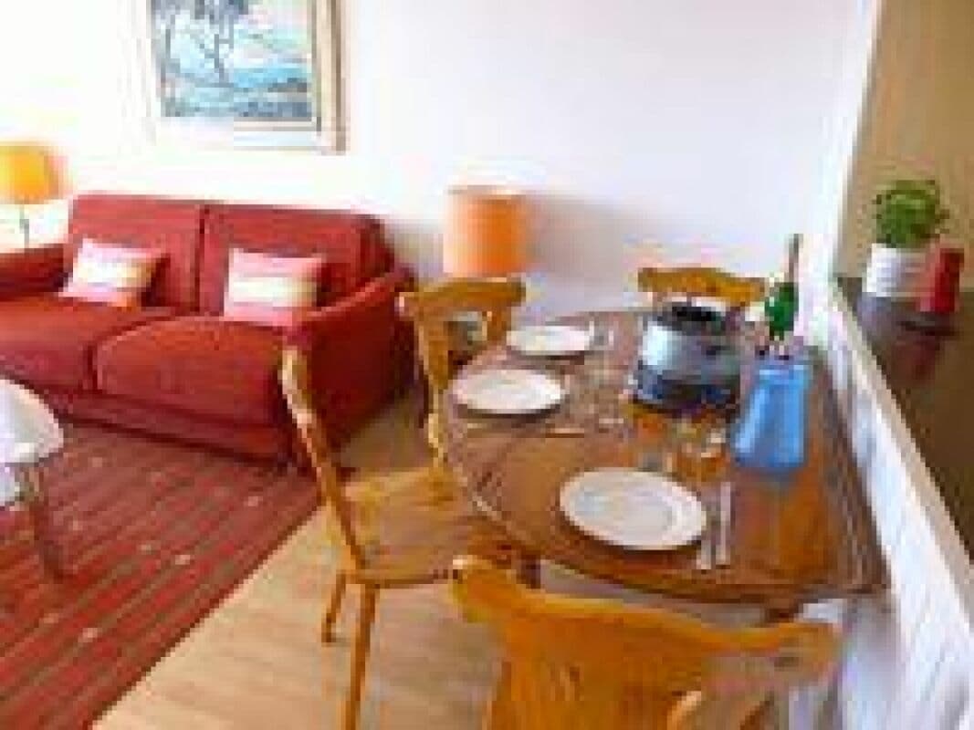 1881 – Appartement 2.5 pièces – 1600CHF – 45m²