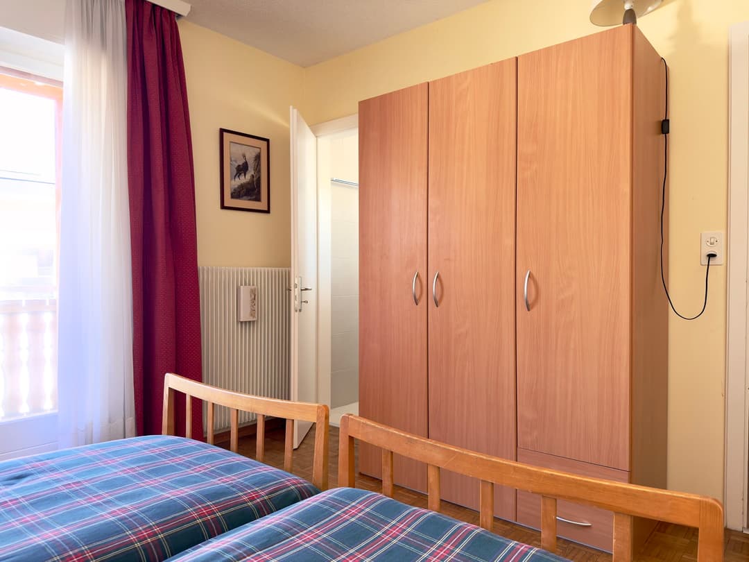 1902 – Appartement 5 pièces – 2450CHF