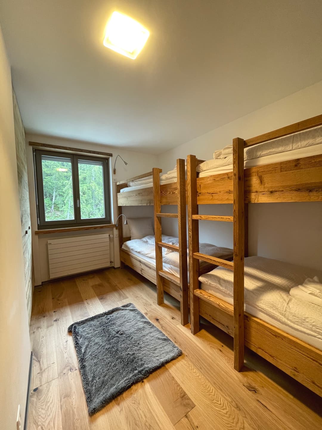 1929 – Appartement 4.5 pièces – 2898CHF – 122m²