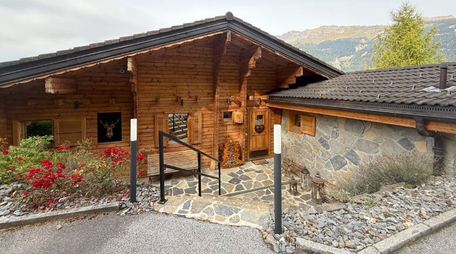 1855 – Chalet 7 pièces – 24000CHF – 300m²