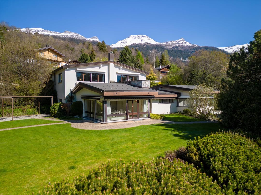 2303 – Maison 18 pièces – 3990000CHF – 712m²
