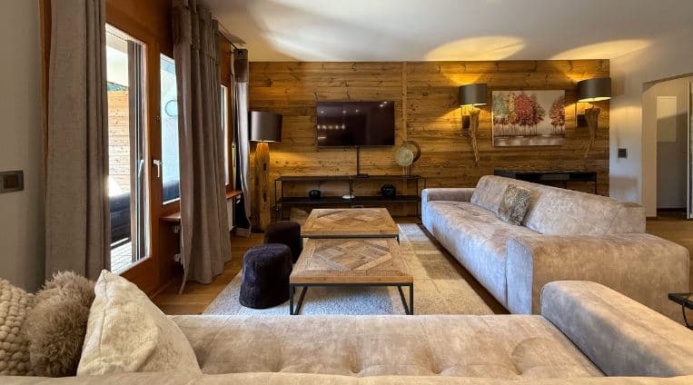 1868 – Appartement 4.5 pièces – 10000CHF – 130m²