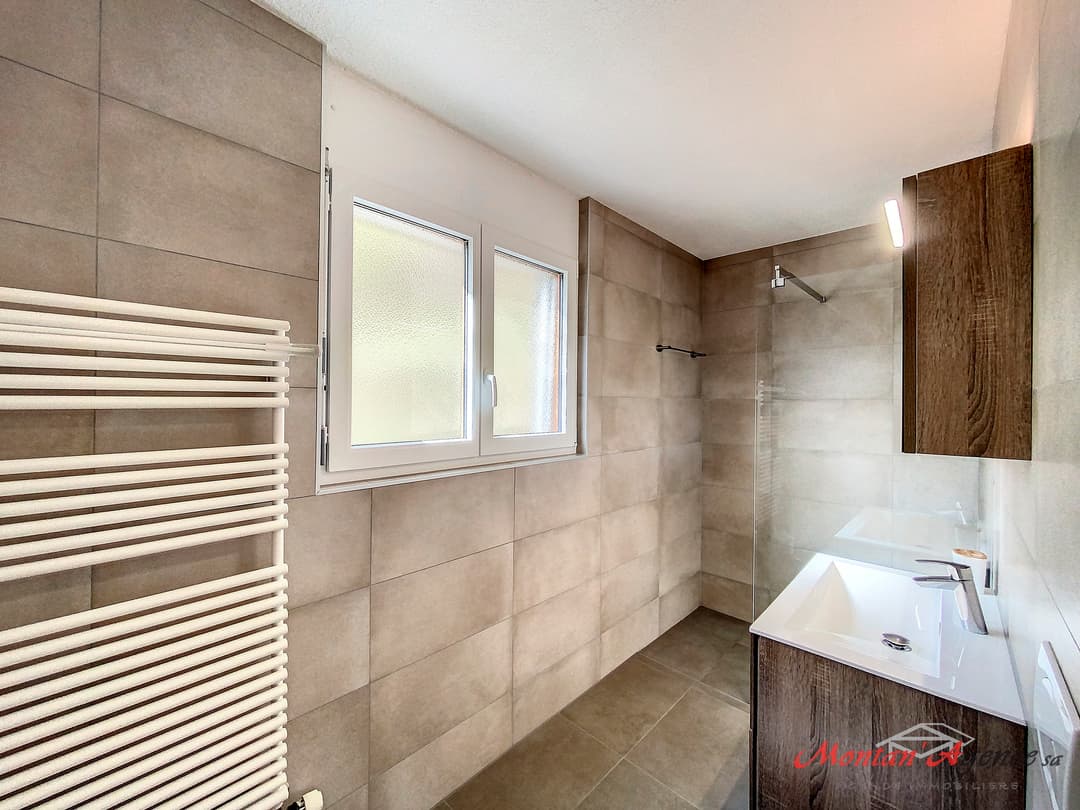2240 – Appartement 2.5 pièces – 400000CHF – 51m²