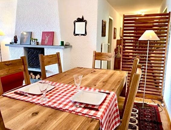 1857 – Appartement 3 pièces- 1750CHF – 120m²