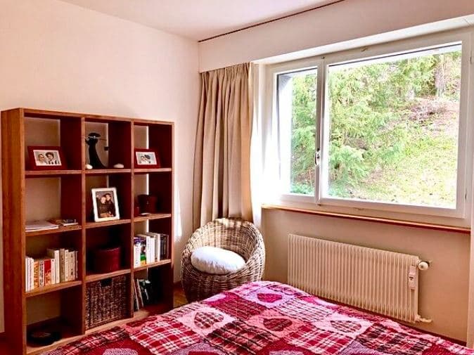 1857 – Appartement 3 pièces- 1750CHF – 120m²