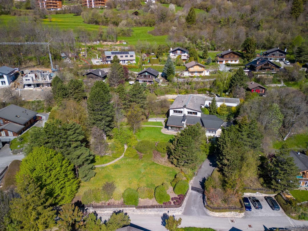 2303 – Maison 18 pièces – 3990000CHF – 712m²