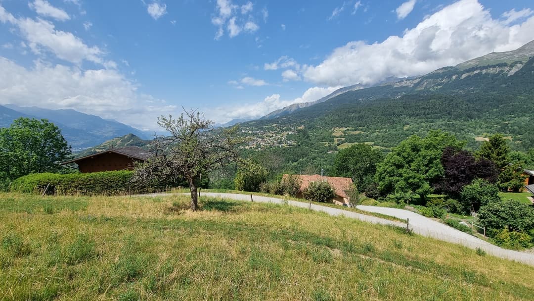 2312 – Terrain – 264400 CHF – 809m²