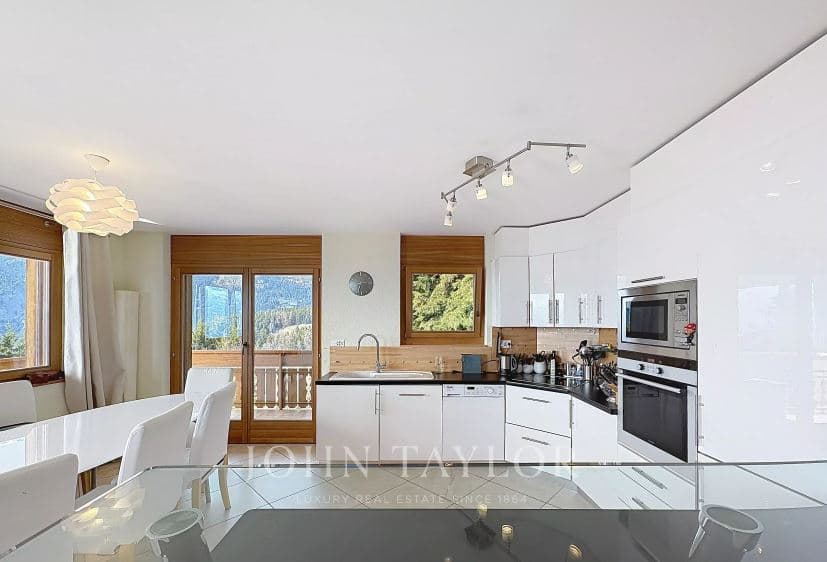 2330 – Appartement 4.5 pièces – 1750000CHF – 117m²